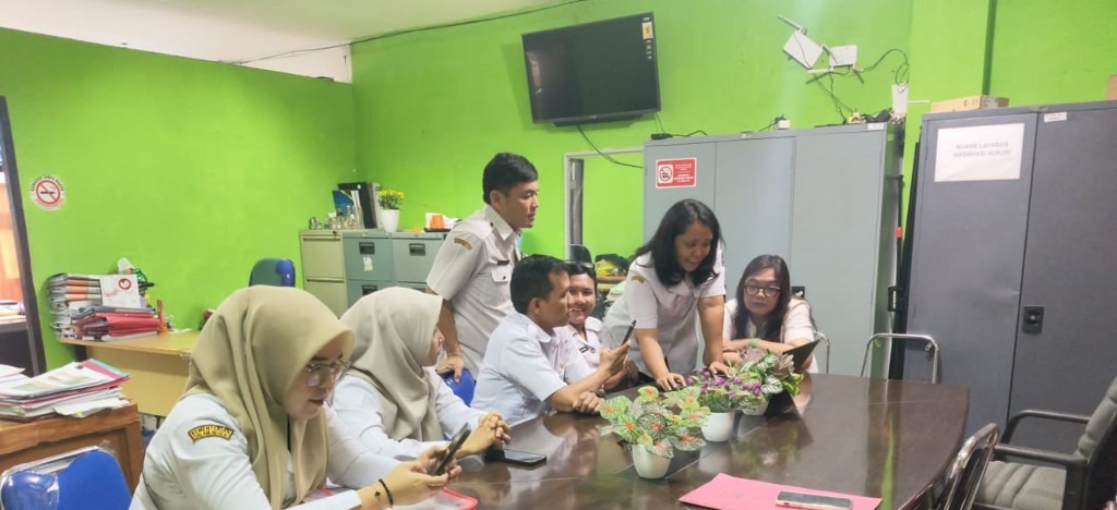Ruang Layanan Informasi Hukum